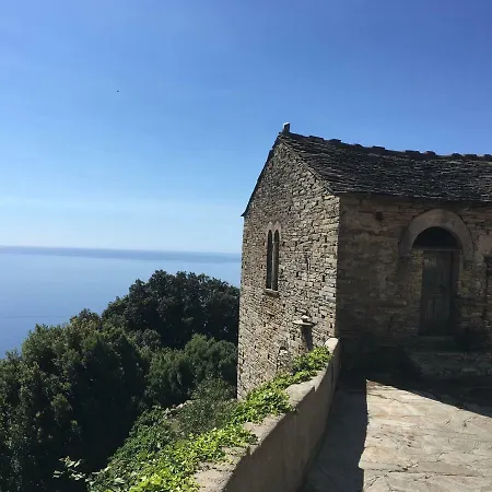 Duplex Dans Maison De Village Du Cap Corse